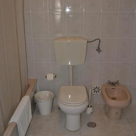 House * Картейра